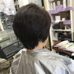 ゆるやかだけど強いうねりのあるクセ毛をショートヘアでお手入れ簡単に❣️