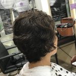 強いくせ毛をお手入れ簡単ヘアに出来るのは、キュビズムカットだから。